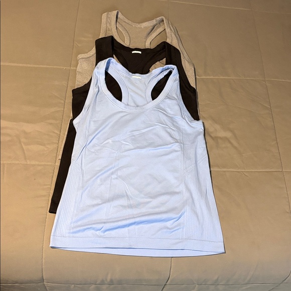 Old Navy - Picture 1 of 7